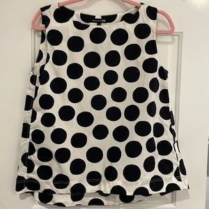 Uniqlo x Marimekko polka sleeveless blouse, size Medium